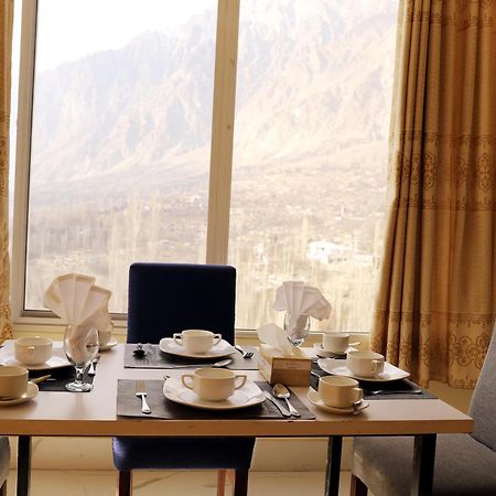 Hilltop Hotel, Hunza Karimabad  Kültér fotó
