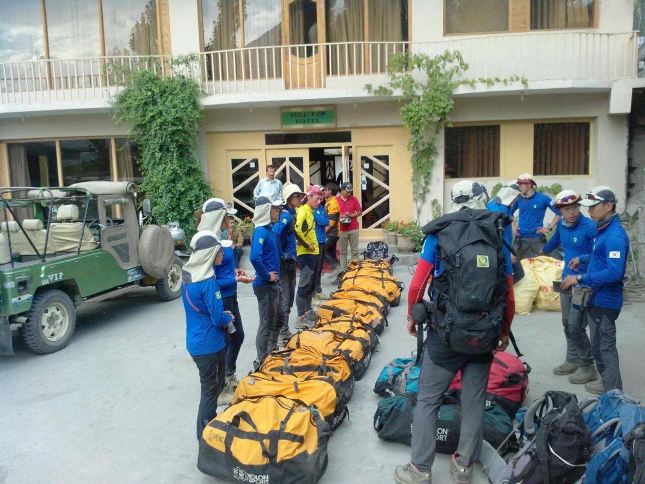 Hilltop Hotel, Hunza Karimabad  Kültér fotó